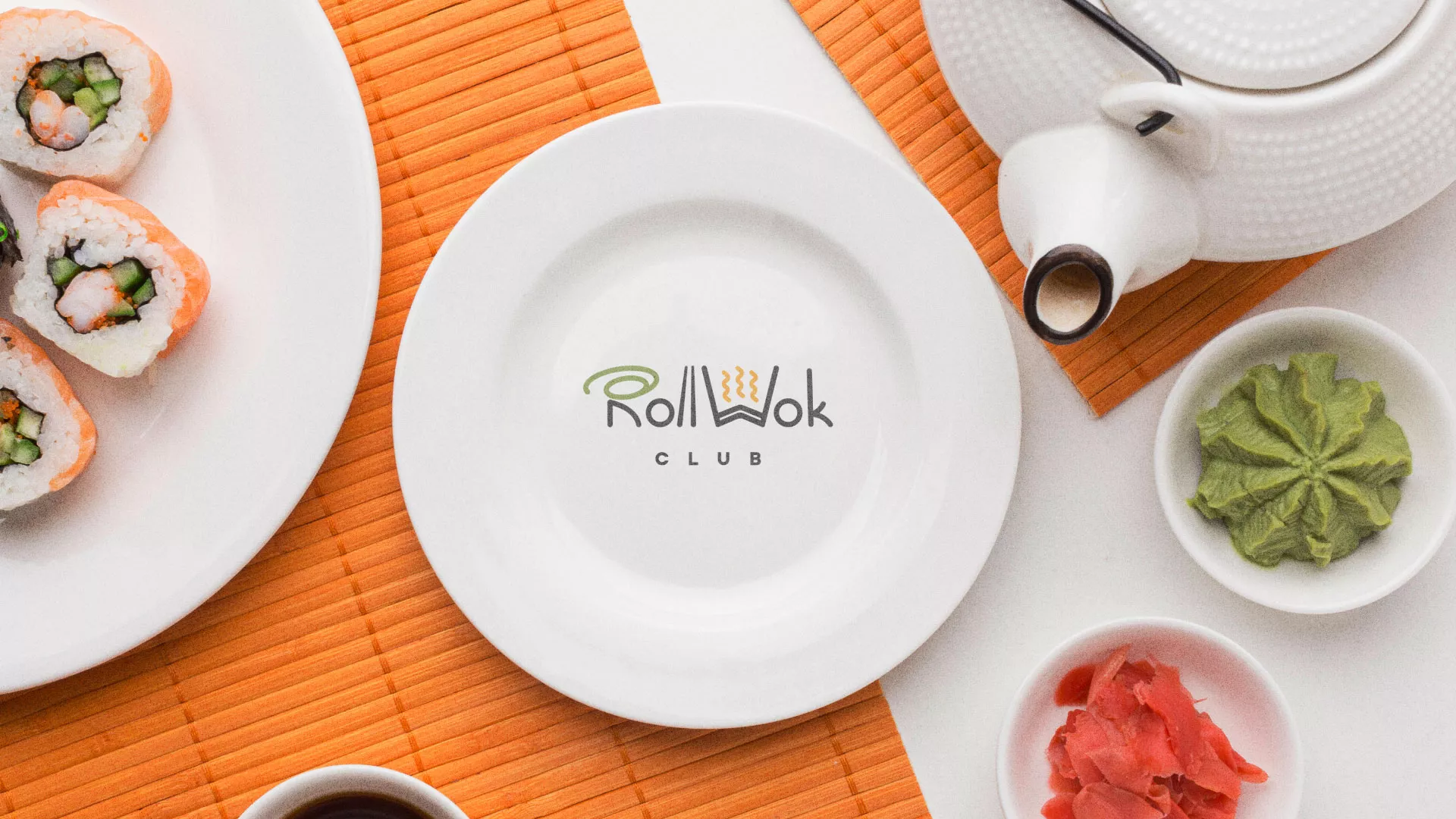 Разработка логотипа и фирменного стиля в Нариманове для суши-бара «Roll Wok Club»